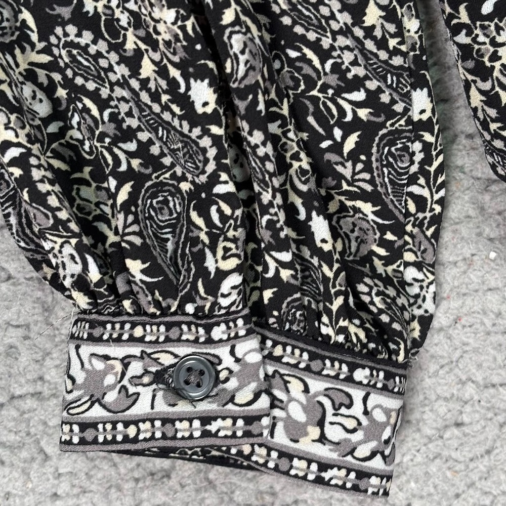 Gap Paisley Blouse Womens XS Black White Long Sleeve Square Neck Yoke Boho Flowy - Picture 5 of 11